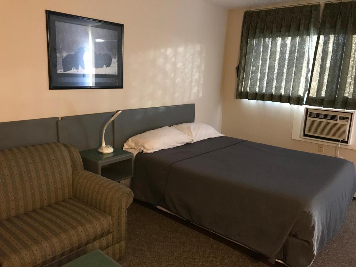 Plains Motor Inn Stettler Extérieur photo