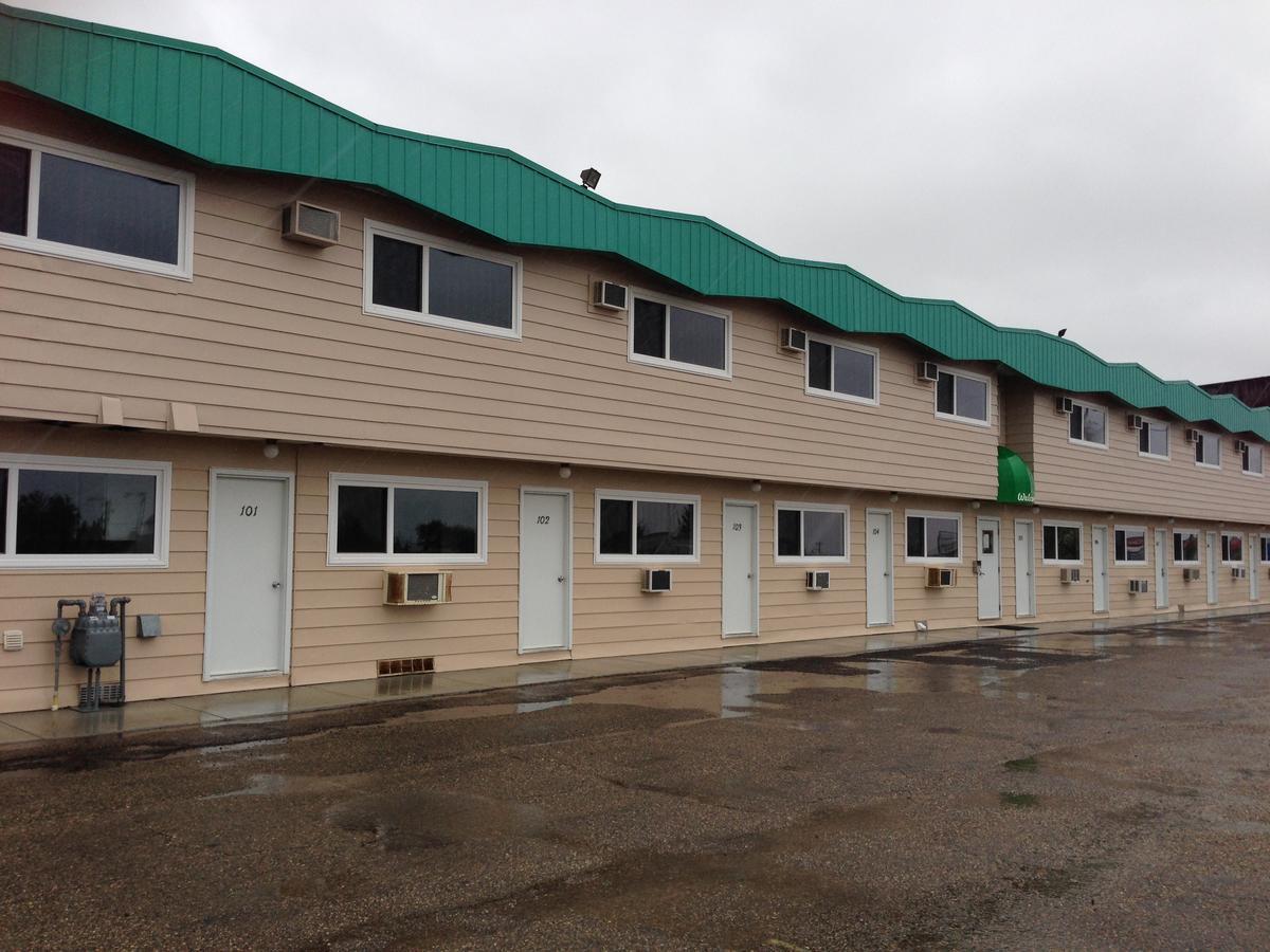 Plains Motor Inn Stettler Extérieur photo
