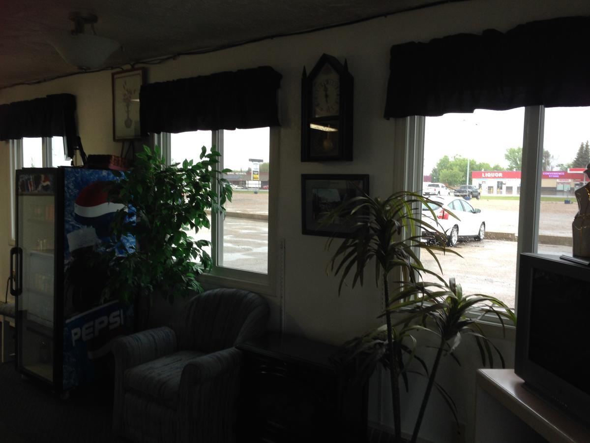 Plains Motor Inn Stettler Extérieur photo